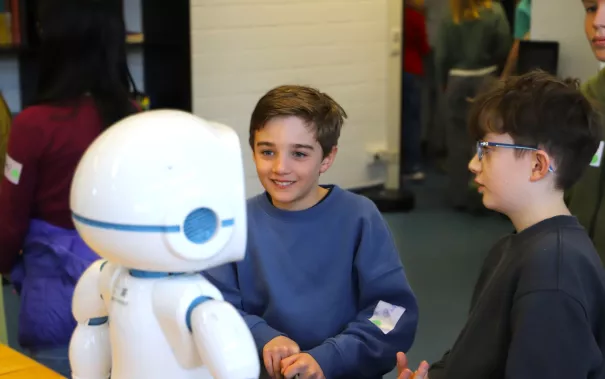 Kinderuni Roboter echt erleben StA 20260319 Foto Juri Kuestenmacher 04.JPG