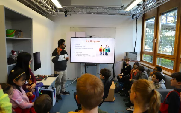 Kinderuni Roboter echt erleben StA 20260319 Foto Juri Kuestenmacher 10.JPG