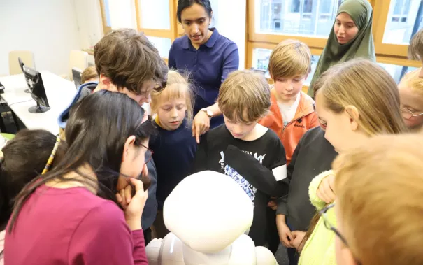 Kinderuni Roboter echt erleben StA 20260319 Foto Juri Kuestenmacher 43.JPG