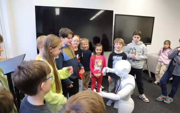 Kinderuni Roboter echt erleben StA 20260319 Foto Juri Kuestenmacher 51.JPG