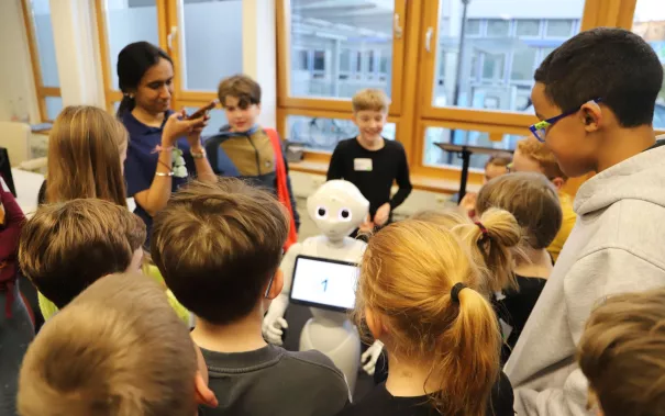 Kinderuni Roboter echt erleben StA 20260319 Foto Juri Kuestenmacher 54.JPG