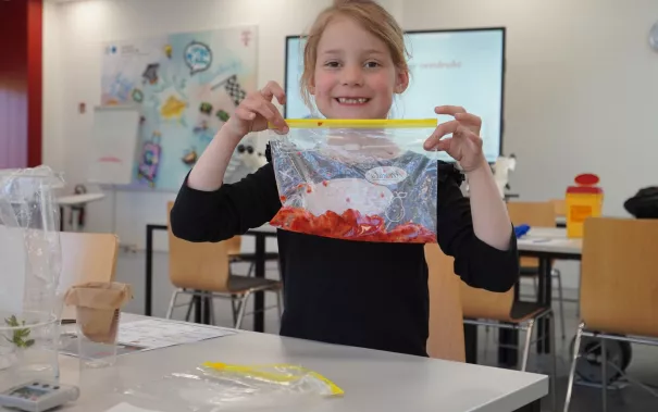 Kinderuni Geheimnis der Gene Rhb 20260423 Foto Juri Kuestenmacher 038.JPG