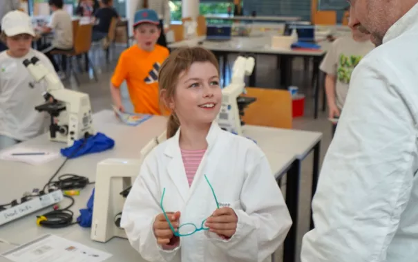 Kinderuni Geheimnis der Gene Rhb 20260423 Foto Juri Kuestenmacher 058.JPG