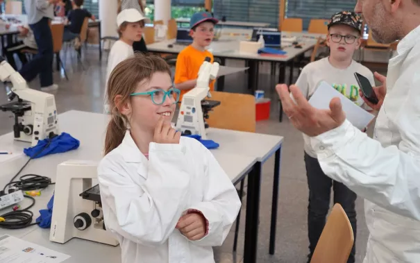 Kinderuni Geheimnis der Gene Rhb 20260423 Foto Juri Kuestenmacher 059.JPG