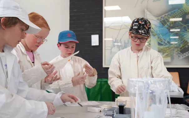 Kinderuni Geheimnis der Gene Rhb 20260423 Foto Juri Kuestenmacher 071.JPG