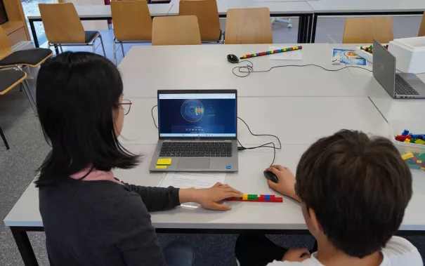 Kinderuni Geheimnis der Gene Rhb 20260423 Foto Juri Kuestenmacher 080.JPG