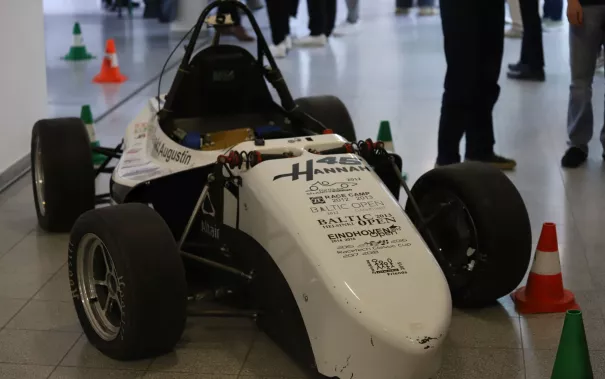 Rollout Eduard BRS Motorsport StA 20260508 Foto Juri Kuestenmacher 015.JPG