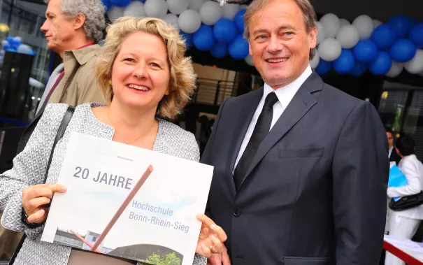 20_jahre_h-brs_begruessung_20150619_foto_c._adolph_059.jpg(DE)