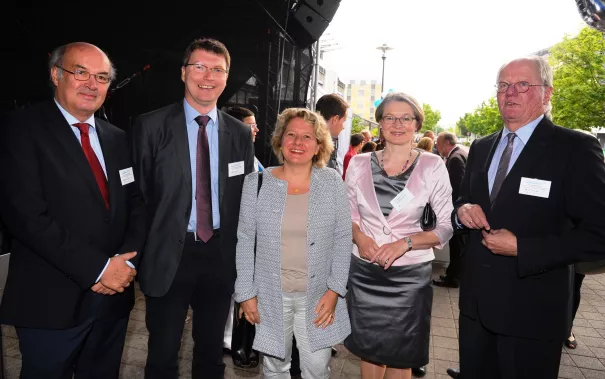 20_jahre_h-brs_begruessung_20150619_foto_c._adolph_086.jpg(DE)