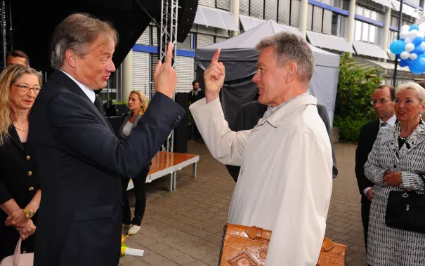 20_jahre_h-brs_begruessung_20150619_foto_c._adolph_090.jpg(DE)