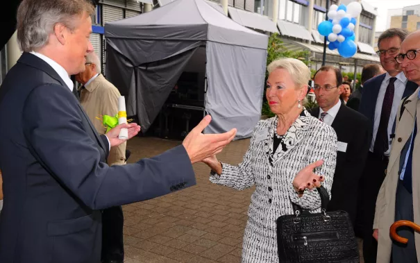 20_jahre_h-brs_begruessung_20150619_foto_c._adolph_093.jpg(DE)