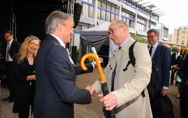 20_jahre_h-brs_begruessung_20150619_foto_c._adolph_094.jpg(DE)