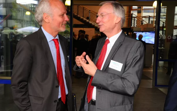 20_jahre_h-brs_begruessung_20150619_foto_c._adolph_098.jpg(DE)