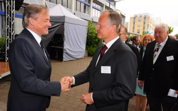 20_jahre_h-brs_begruessung_20150619_foto_c._adolph_105.jpg(DE)