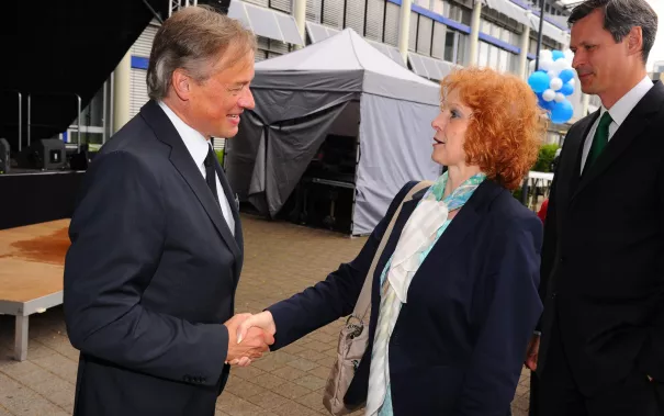 20_jahre_h-brs_begruessung_20150619_foto_c._adolph_109.jpg(DE)