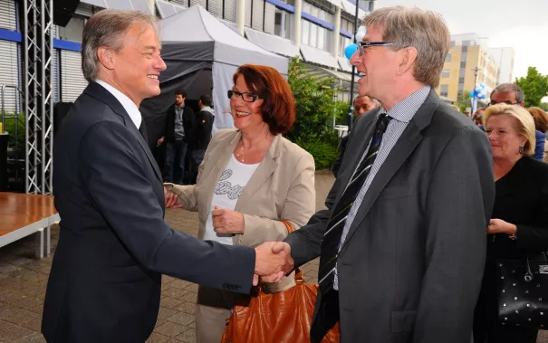 20_jahre_h-brs_begruessung_20150619_foto_c._adolph_122.jpg(DE)