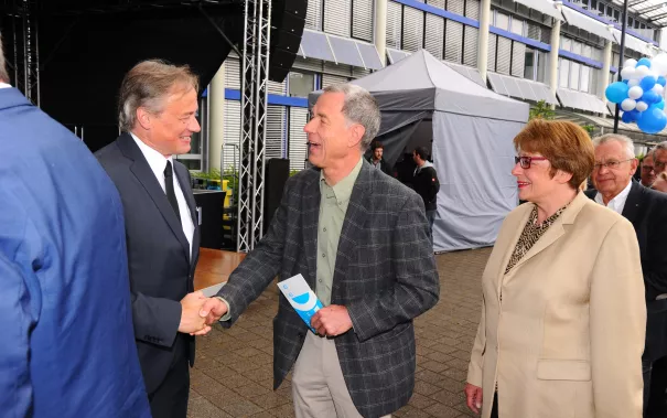 20_jahre_h-brs_begruessung_20150619_foto_c._adolph_125.jpg(DE)