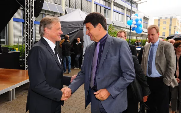 20_jahre_h-brs_begruessung_20150619_foto_c._adolph_145.jpg(DE)