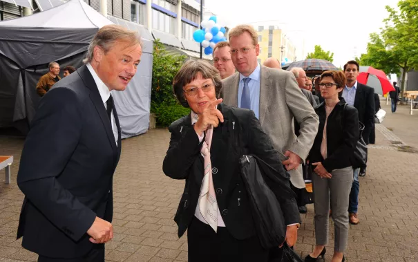 20_jahre_h-brs_begruessung_20150619_foto_c._adolph_146.jpg(DE)