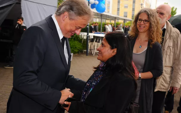 20_jahre_h-brs_begruessung_20150619_foto_c._adolph_150.jpg(DE)