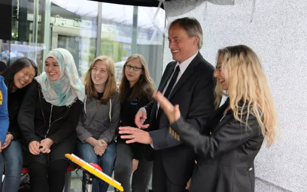 20_jahre_h-brs_sommerfest_20150619_foto_e._tritschler_img_6585.jpg(DE)