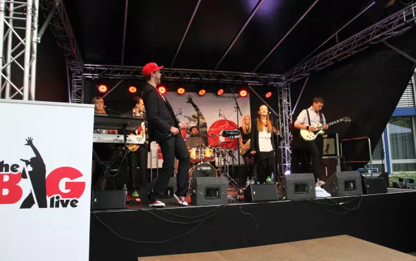 20_jahre_h-brs_sommerfest_20150619_foto_e._tritschler_img_6652.jpg(DE)