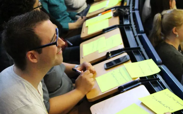 25b_alumni-tag-2016_20160617_fbinf_alumni-hbrs_mlh_bild224_workshop_kanban.jpg (DE)