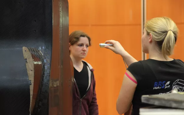 36_kinderuni_brs_motorsport_sta_2010427_foto_j._kuestenmacher.jpg (DE)