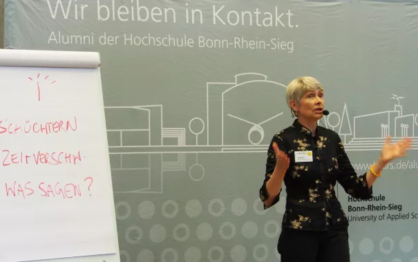 49_alumni-tag-2016_yw_workshop_networking_henningsmeyer.jpg (DE)