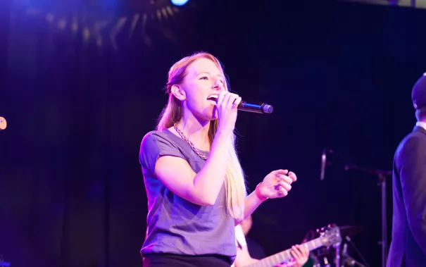 absf2016-party_300_eva_tritschler_20161022_3174.jpg (DE)