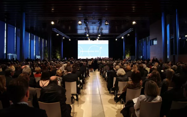 absolventenfeier2014_foto_sarah_sondermann_img_2547.jpg (DE)