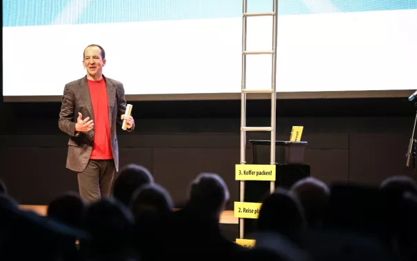 absolventenfeier2014_foto_sarah_sondermann_img_2588.jpg (DE)