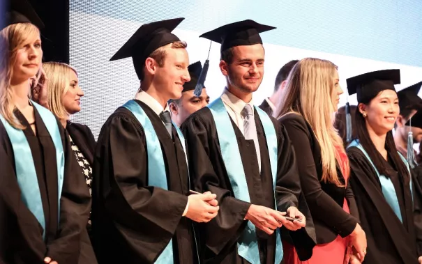 absolventenfeier2014_foto_sarah_sondermann_img_2783.jpg (DE)