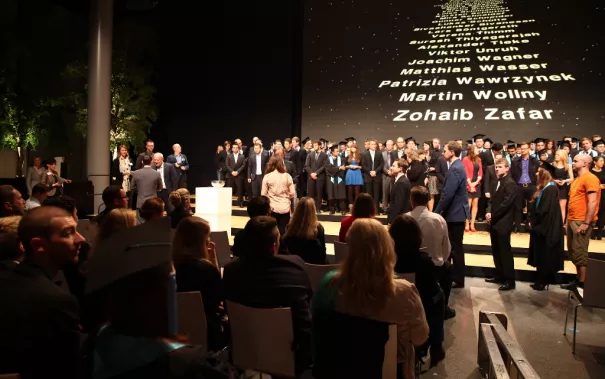 absolventenfeier2014_foto_sarah_sondermann_img_2872.jpg (DE)