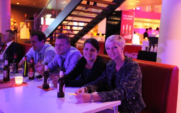 absolventenfeier_2014_party_foto_e._tritschler_img_4500.jpg (DE)