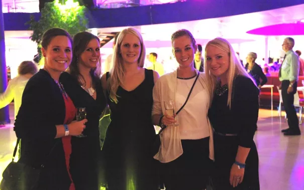 absolventenfeier_2014_party_foto_e._tritschler_img_4534.jpg (DE)