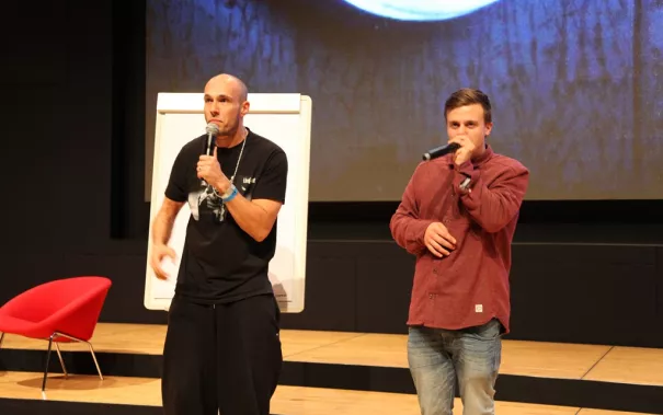 absolventenfeier_2014_web_foto_e._tritschler_34.jpg (DE)