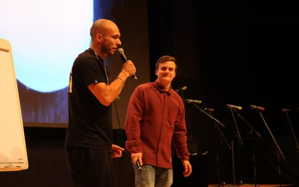 absolventenfeier_2014_web_foto_e._tritschler_43.jpg (DE)