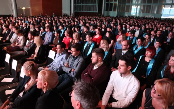 absolventenfeier_2014_web_foto_e._tritschler_48.jpg (DE)