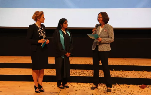 absolventenfeier_2014_web_foto_e._tritschler_62.jpg (DE)