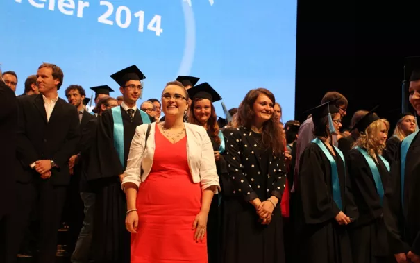 absolventenfeier_2014_web_foto_e._tritschler_81.jpg (DE)