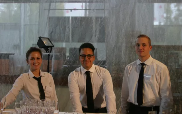 absolventenfeier_2014_web_foto_j._kuestenmacher_0188.jpg (DE)