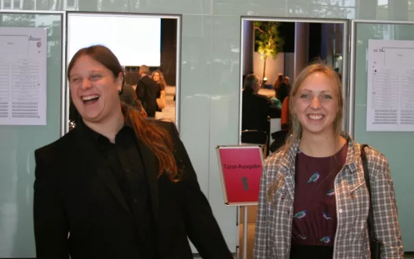 absolventenfeier_2014_web_foto_j._kuestenmacher_0222.jpg (DE)