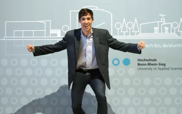 absolventenfeier_2014_web_foto_j._kuestenmacher_0231.jpg (DE)