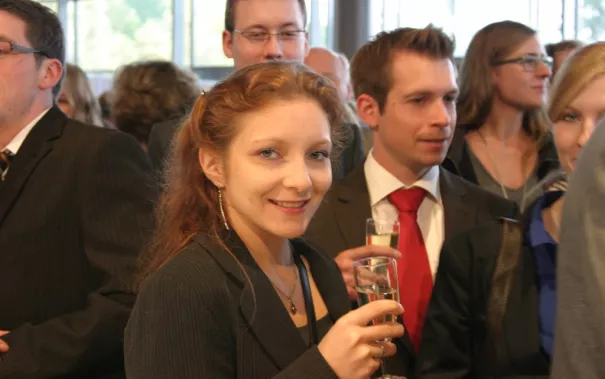 absolventenfeier_2014_web_foto_j._kuestenmacher_0306.jpg (DE)