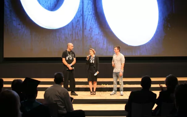 absolventenfeier_2014_web_foto_j._kuestenmacher_0396.jpg (DE)