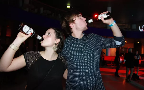 absolventenfeier_2015_party_20151024_foto_e._tritschler_img_8637.jpg (DE)