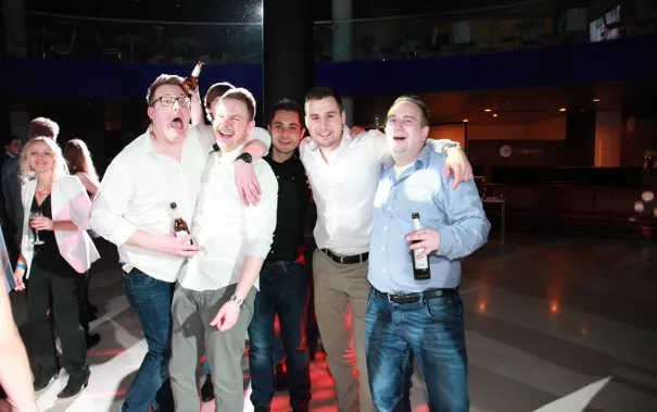 absolventenfeier_2015_party_20151024_foto_e._tritschler_img_8670.jpg (DE)