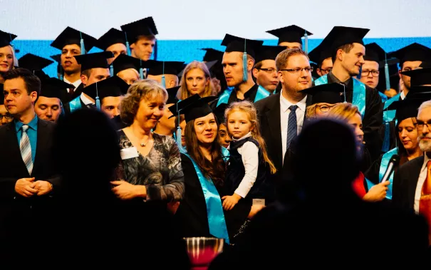 absolventenfeier_20161022_foto_nathan_dreessen_058.jpg (DE)