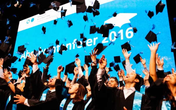 absolventenfeier_20161022_foto_nathan_dreessen_072.jpg (DE)